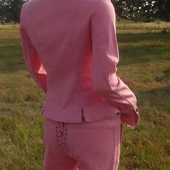 Betsey Johnson- size 6-  HOT PINK DESIGNER JACKET/NEVER WORN - Picture 8 of 15